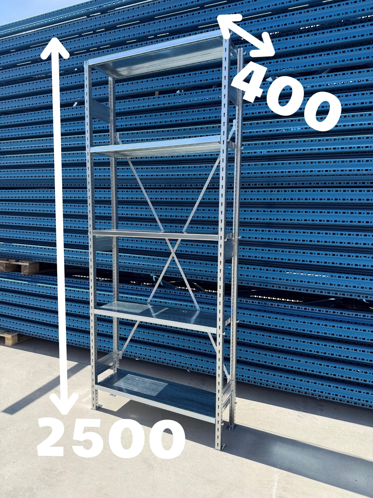 2,5m magas - 400mm széles