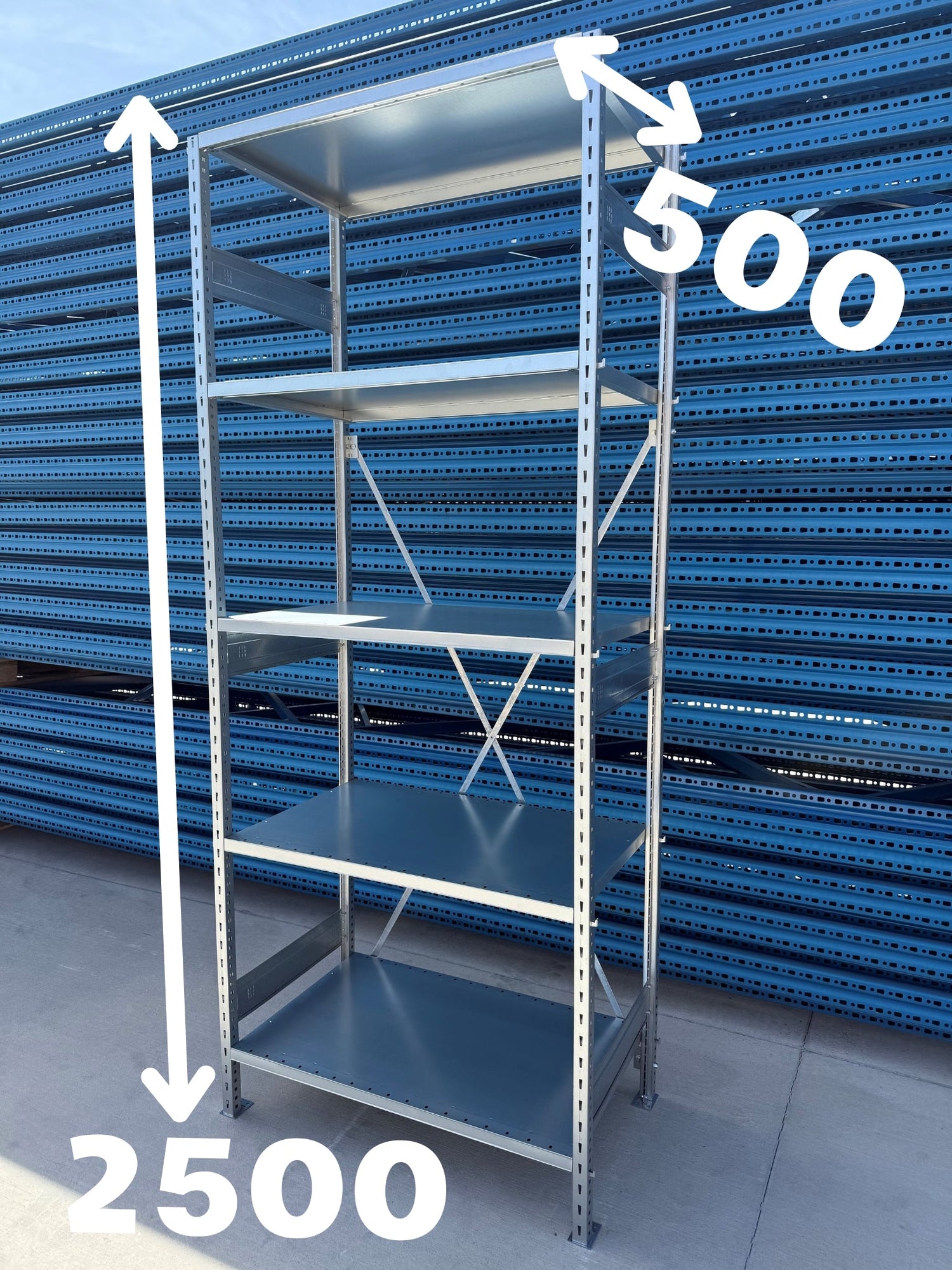 2,5m magas - 500mm széles