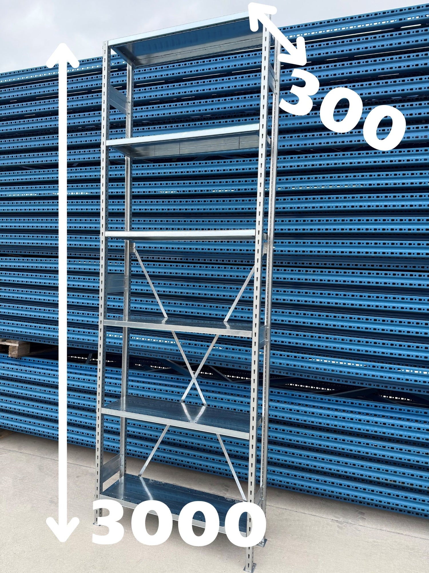 3m magas - 300mm széles